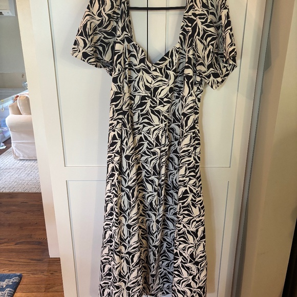 A new day midi dress - Picture 1 of 4